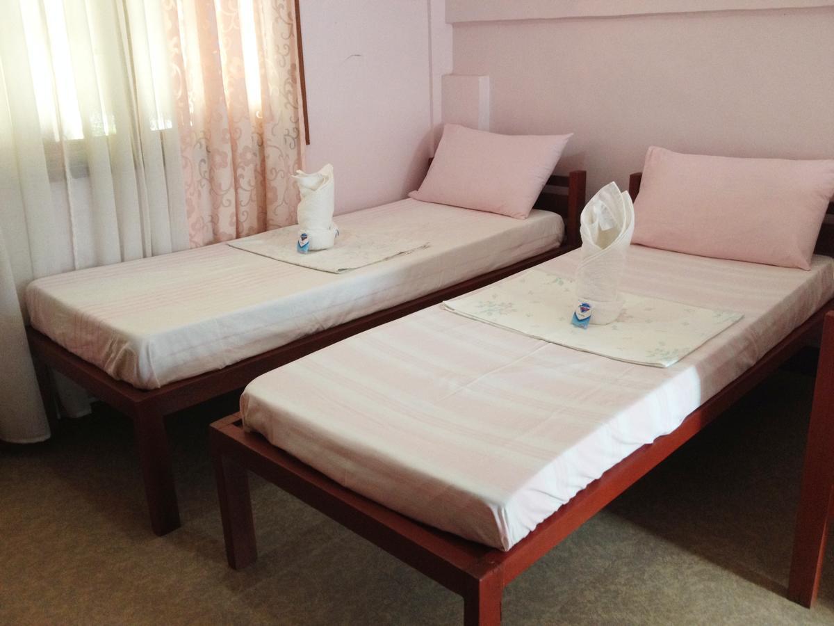 Peria Seafront Pensione Roxas (Palawan) Exterior foto