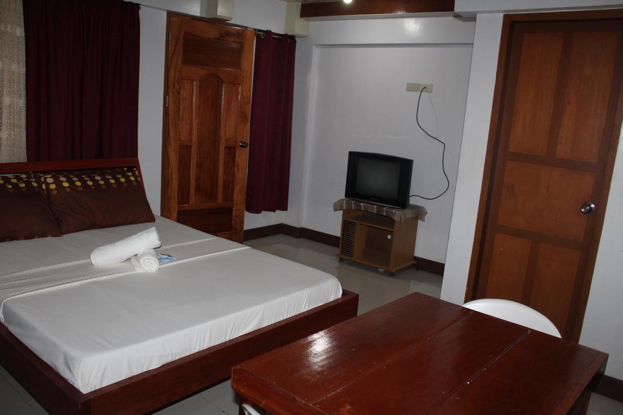 Peria Seafront Pensione Roxas (Palawan) Exterior foto