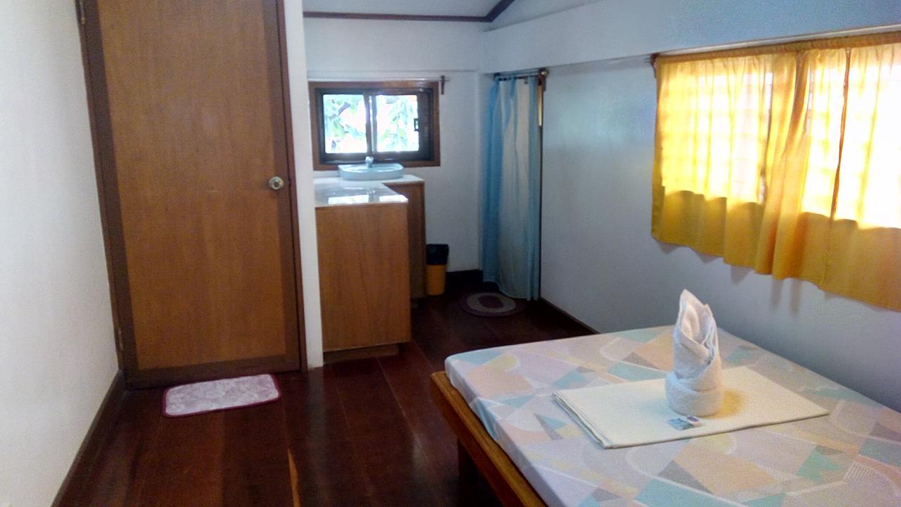 Peria Seafront Pensione Roxas (Palawan) Exterior foto
